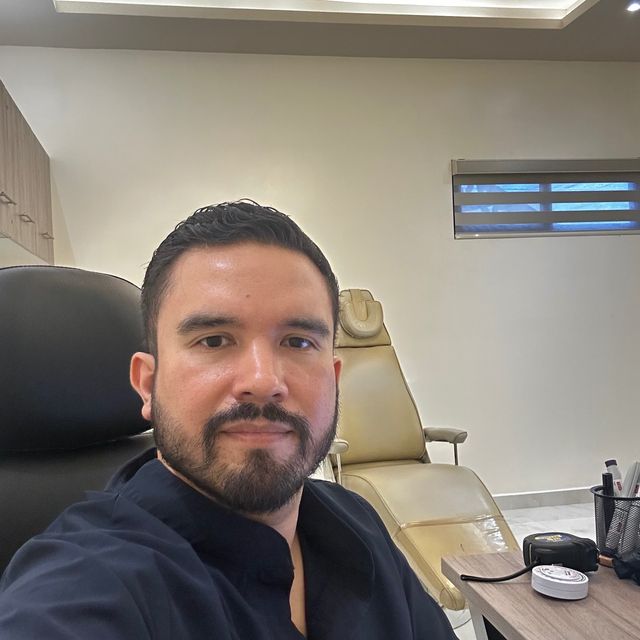 Carlos Enrique Chávez Briones, Médico general San Nicolás de los Garza