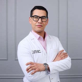 Adrián Alejandro Abrego Salinas, Neurocirujano Ciudad de México