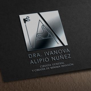 Ampliar imagen: Ivanova Alipio Nuñez, Cirujano general Uruapan