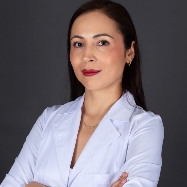 Rosa Iliana Elizalde Barbosa, Ginecólogo Ciudad de México