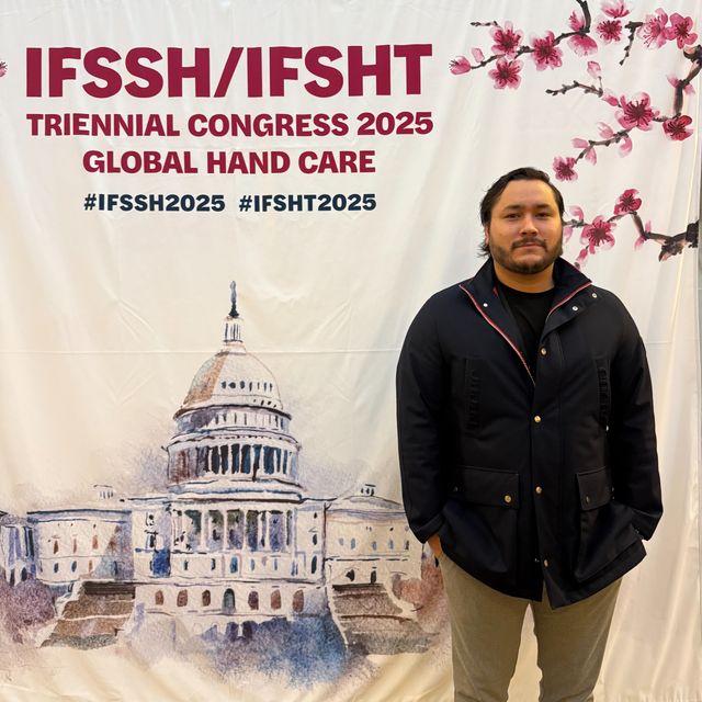 Joseph Lumsden, Cirujano de la mano San Miguel de Allende