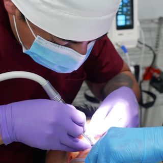 Eder Ubaldo Martínez Arias, Dentista - Odontólogo Cancun