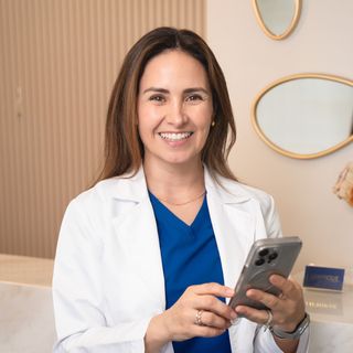 Dra. Adriana C Carrillo Castro