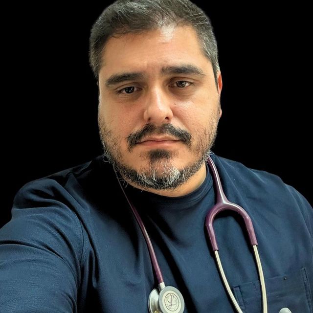 Héctor Mario Zapata Olivares, Internista Saltillo