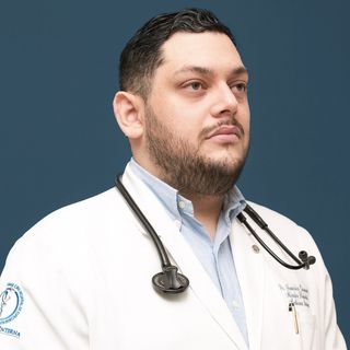Ampliar imagen: Francisco Emanuel Mendez Ricardez, Médico general Villahermosa