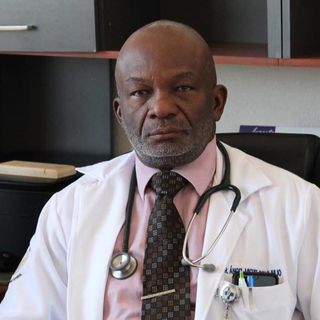 Ampliar imagen: Ángel Miguel Siolo Julio, Ginecólogo Puebla