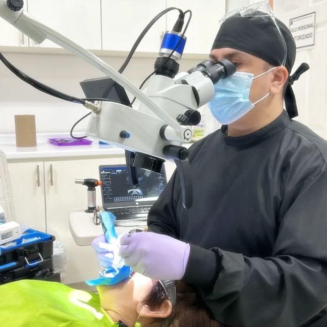 Francisco Javier Villa Hernandez, Dentista - Odontólogo Tecate