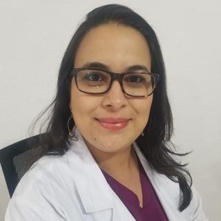 Imara Ekatherine Bravo Espinoza, Gastroenterólogo Álvaro Obregón