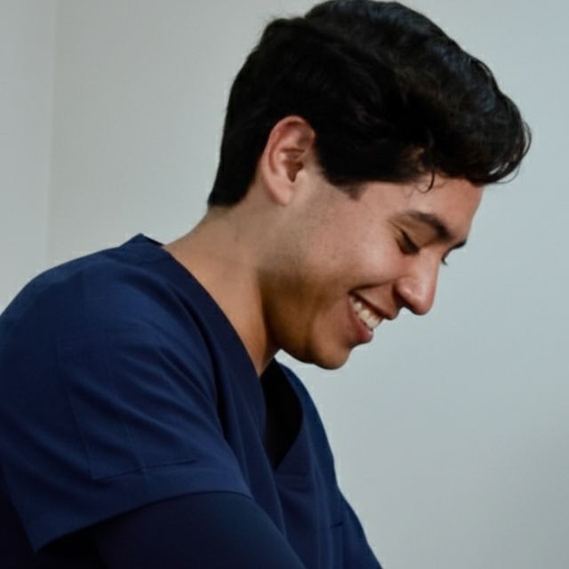 Néstor Fernández Sánchez, Fisioterapeuta Apizaco