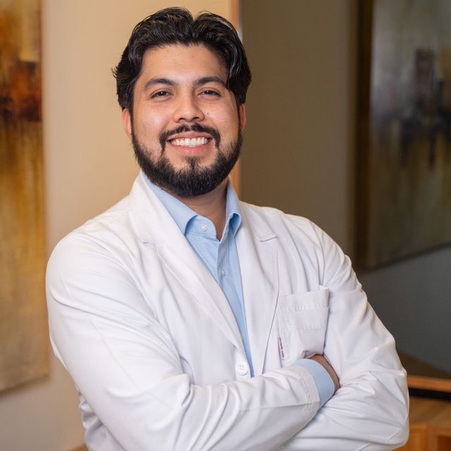 Alejandro Osiel Vallejo Gaspar, Neumólogo San Pedro Garza Garcia