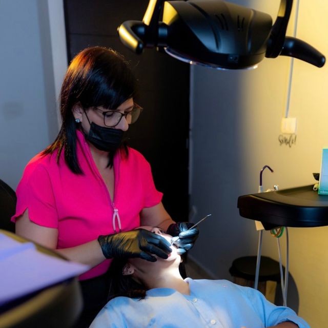 Carolina Villanueva Muñoz, Dentista - Odontólogo Paraiso