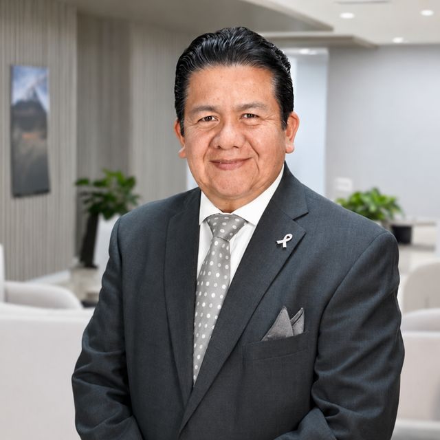 Saúl Abraham Mendoza, Cirujano oncólogo Puebla