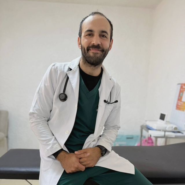 Nicolas  Bernal Barbosa, Pediatra Querétaro