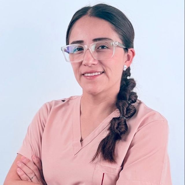 Karla Nayeli Roaro González, Dentista - Odontólogo Miguel Hidalgo