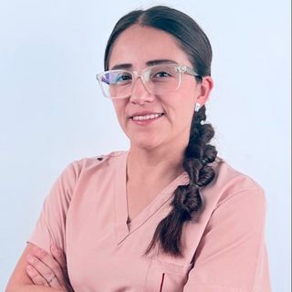 Ampliar imagen: Karla Nayeli Roaro González, Dentista - Odontólogo Miguel Hidalgo