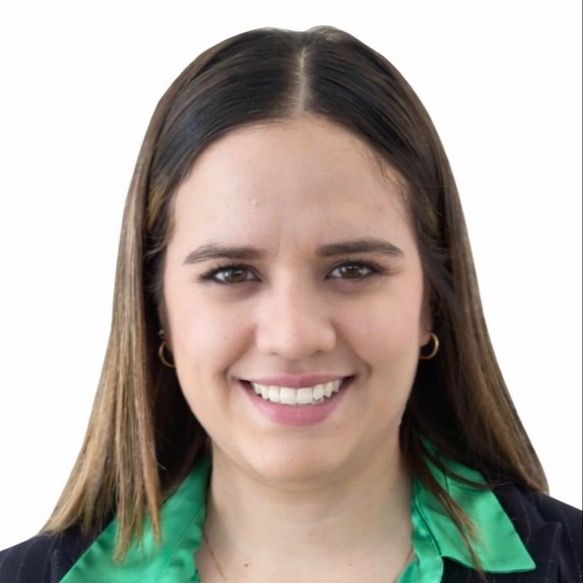 Carol Rivera Macías, Psicólogo León