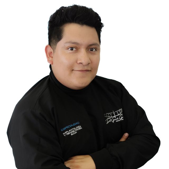 Gerardo  Gonzalez Andrade, Implantólogo Tijuana