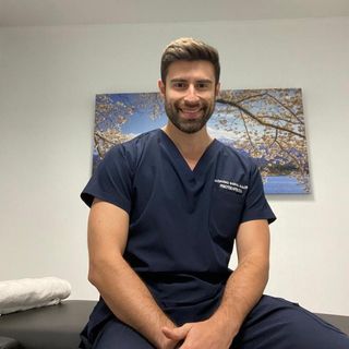 Ampliar imagen: Alejandro Barral Avalos, Fisioterapeuta Gomez Palacio