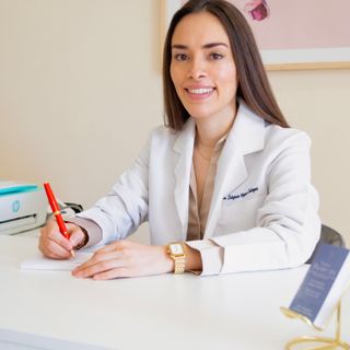 Ampliar imagen: Estefanía Vázquez Salazar, Especialista en Obesidad y Delgadez Metepec