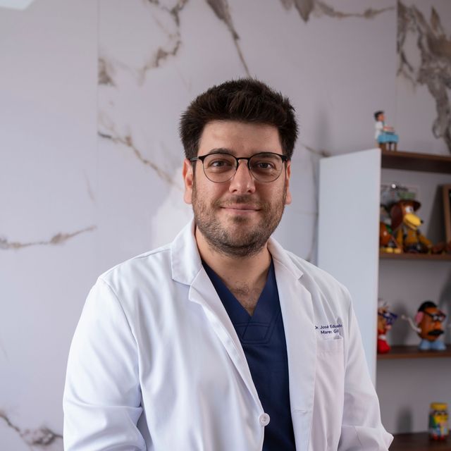 José Eduardo Mares Gil, Hematólogo pediatra Monterrey