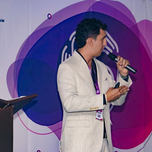 Cesar E. Vargas Reynoso, Fisioterapeuta Zapopan