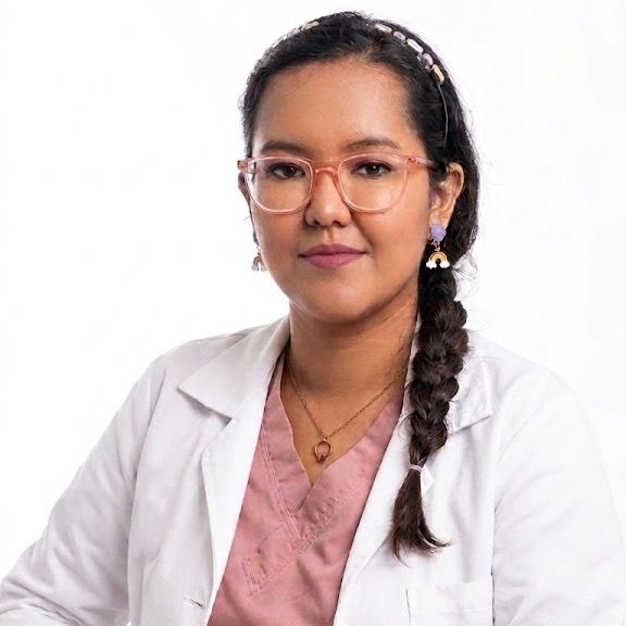 Myrna Edith Pérez García, Pediatra Yucatan