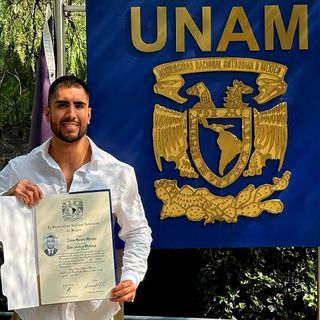 Ampliar imagen: Fabian Alvarez Morales, Cirujano general Ciudad Juarez