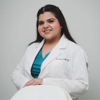 Karina Macías, Médico estético Ensenada
