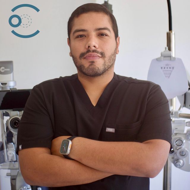 Carlos Daniel Félix Miranda, Oftalmólogo Mérida