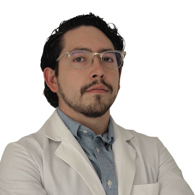 Luis Eduardo Cisneros, Médico general Morelia