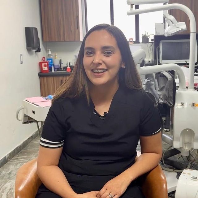 Jennifer Jara De la Torre, Dentista - Odontólogo Guadalupe