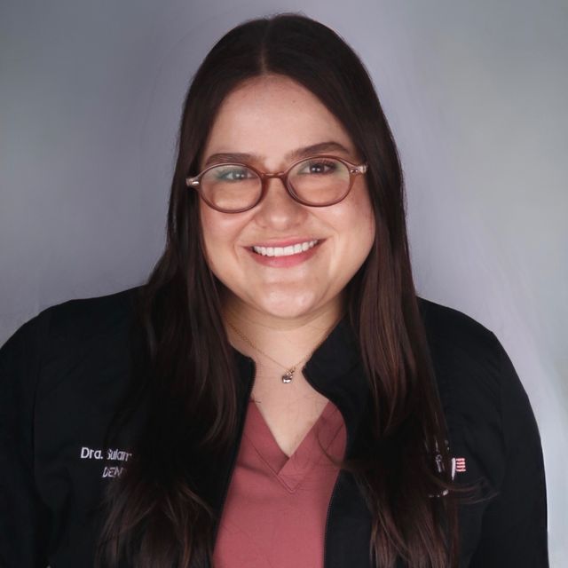 Sulam  Martínez Arrizon , Dentista - Odontólogo Tijuana