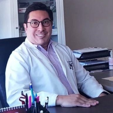 Humberto Vital Cabrera, Ginecólogo Mérida