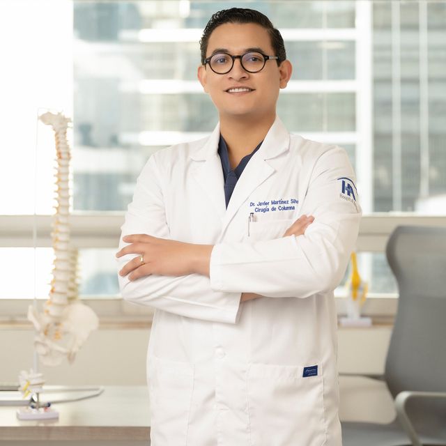 Javier Martínez Silva, Ortopedista Ciudad de México