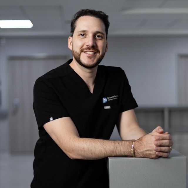 David Barney Briseño, Cirujano general Santiago de Querétaro