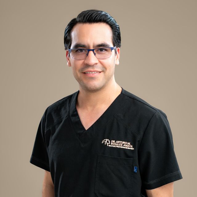Arturo Miguel Rosales Amaya, Neurocirujano Mexicali
