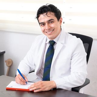 Ampliar imagen: Maximiliano Iturbe Flores, Psiquiatra Gustavo A Madero