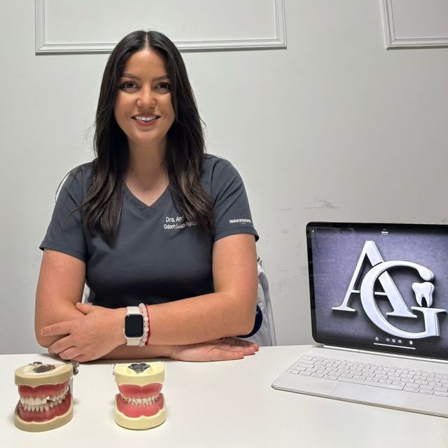 Andrea  Garcia Gonzalez, Dentista - Odontólogo León