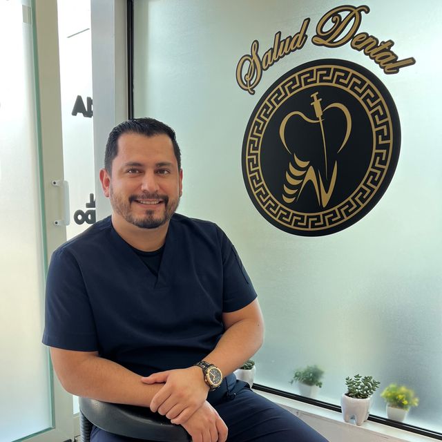 Josue Gerardo Piñon Gomez, Dentista - Odontólogo Uruapan