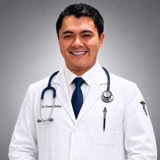 Ernesto Andrey  Hernández Villalobos , Médico general Irapuato
