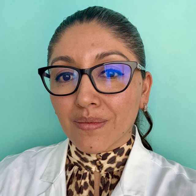 Darinka Neyvi López Carbajal, Infectólogo Toluca de Lerdo