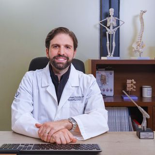 Dr. Jorge Alvaro Gonzalez Ross