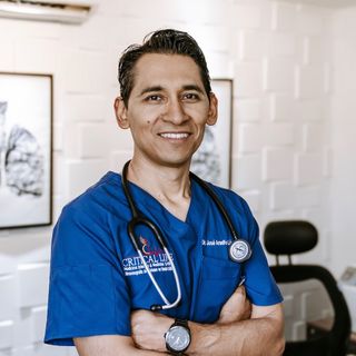 Dr. José Arnulfo López Pulgarín