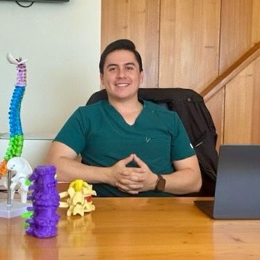 Luis Armando Martínez Benito, Ortopedista Puebla