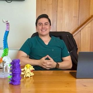 Ampliar imagen: Luis Armando Martínez Benito, Ortopedista Puebla