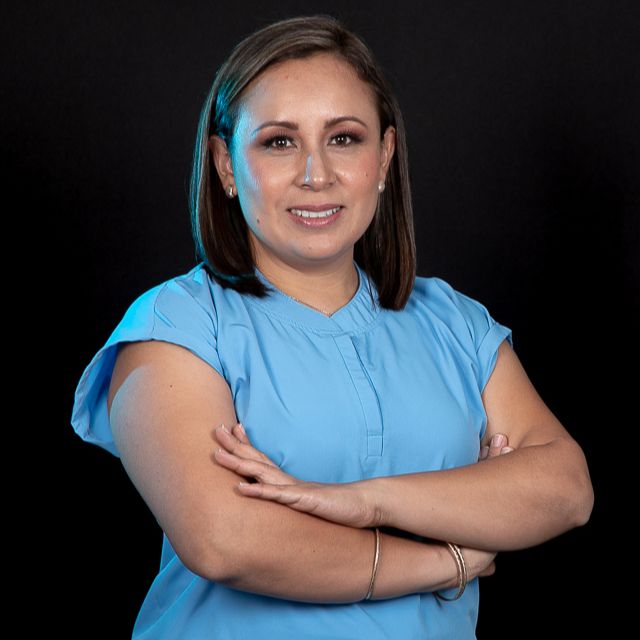 Gabriela Atenea Ruiz Ortuño, Odontólogo pediatra Corregidora