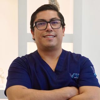 Ampliar imagen: Carlos Humberto Vera Torres, Ortopedista Mérida