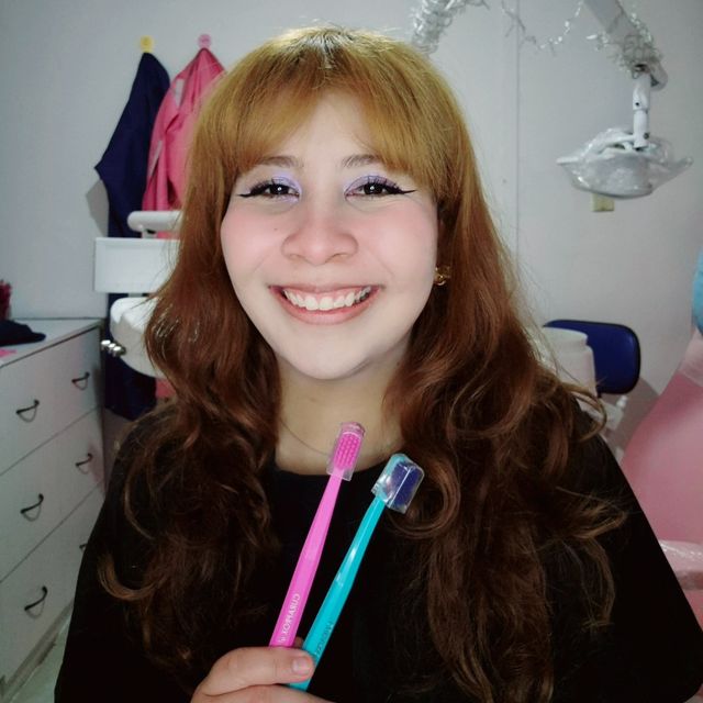 Diana Itzel Ortega Acosta, Dentista - Odontólogo Gustavo A Madero