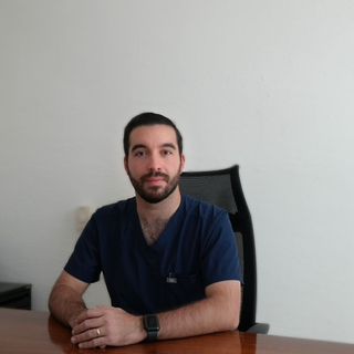 Ampliar imagen: Felipe Amezcua Peregrina, Ortopedista Guadalajara