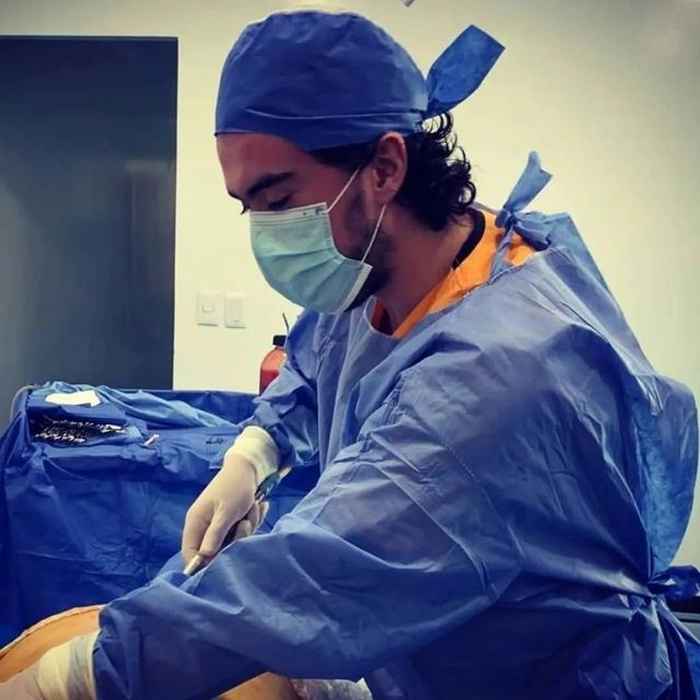 Mario donovan Reyes gochi, Cirujano general Naucalpan de Juárez